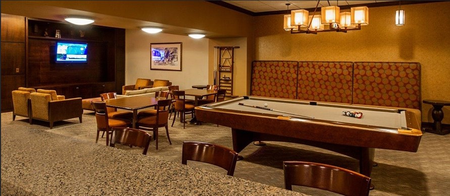 Lounge with Billiards