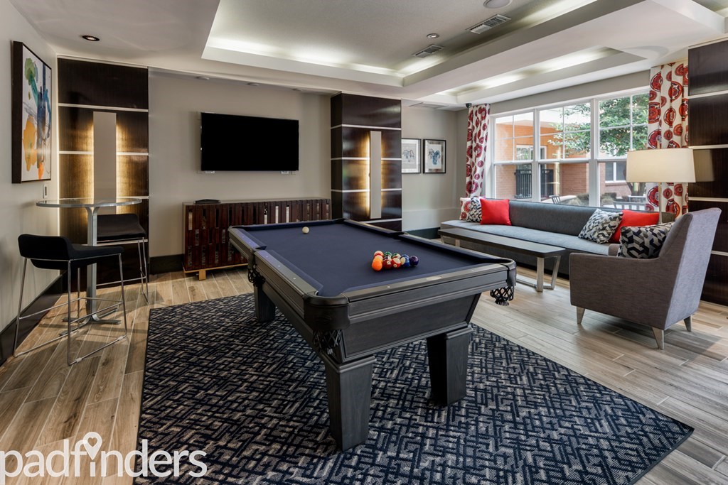 800 Carlyle_Int_Amenities_Lounge_6.17 800 Carlyle_Int_Amenities_Lounge_6.17