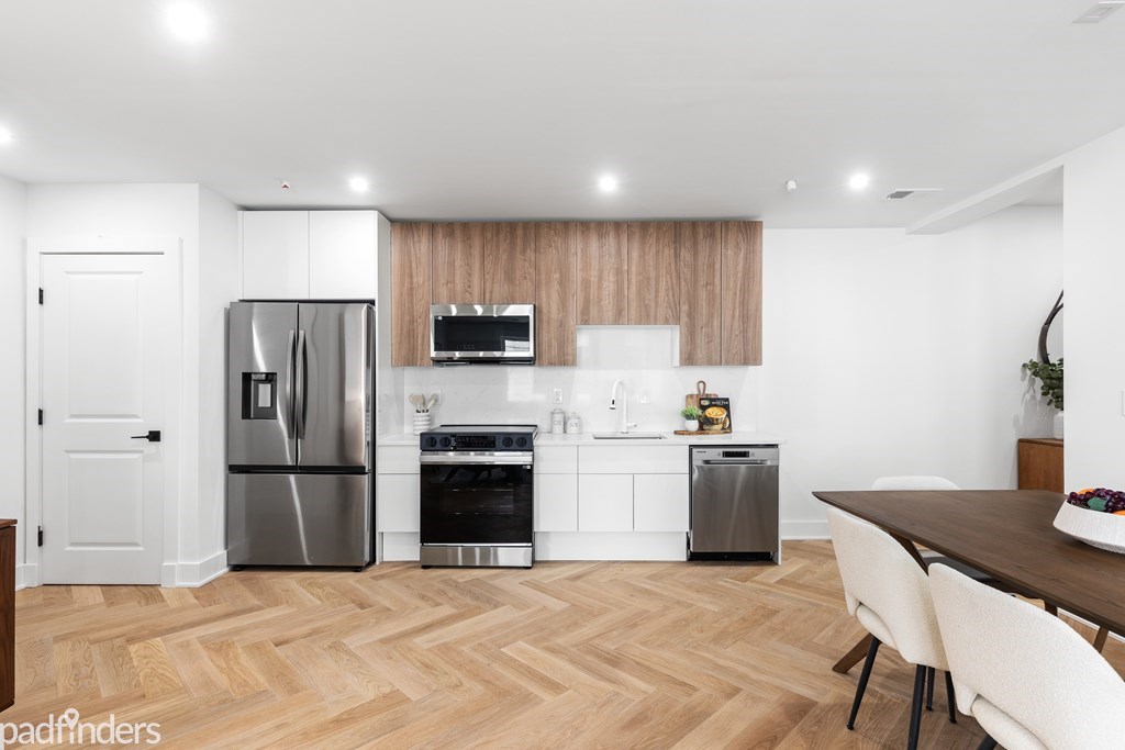 sidney #206 (new)-5 sidney #206 (new)-5